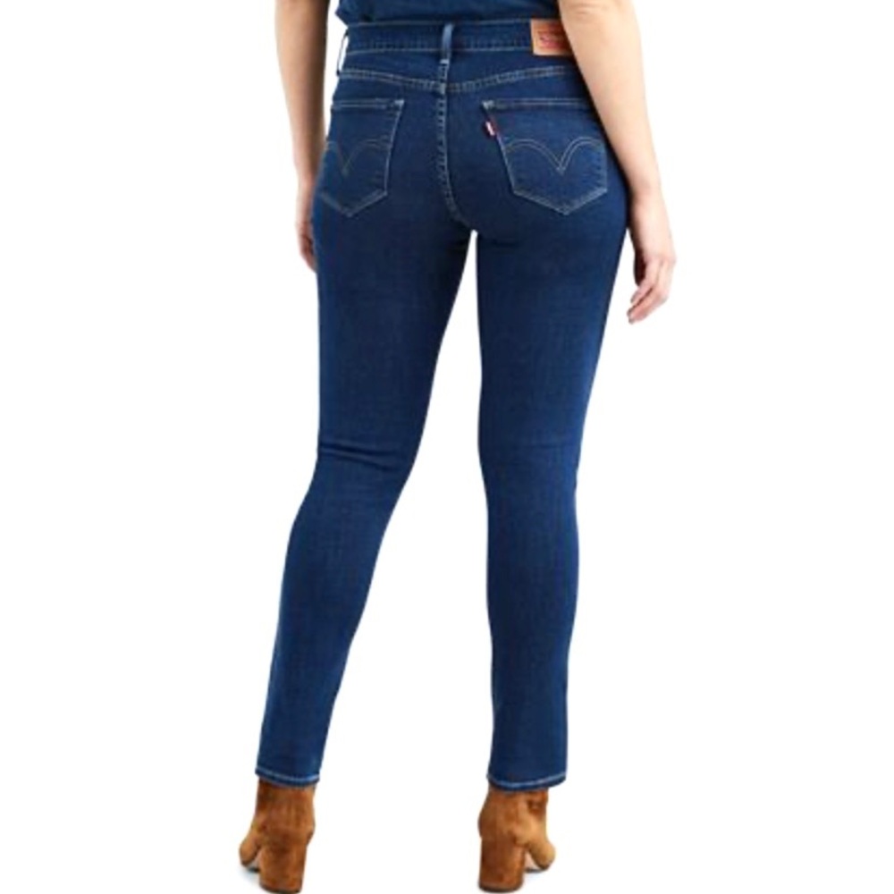 Levi’s 811 Curvy Skinny W28 L30